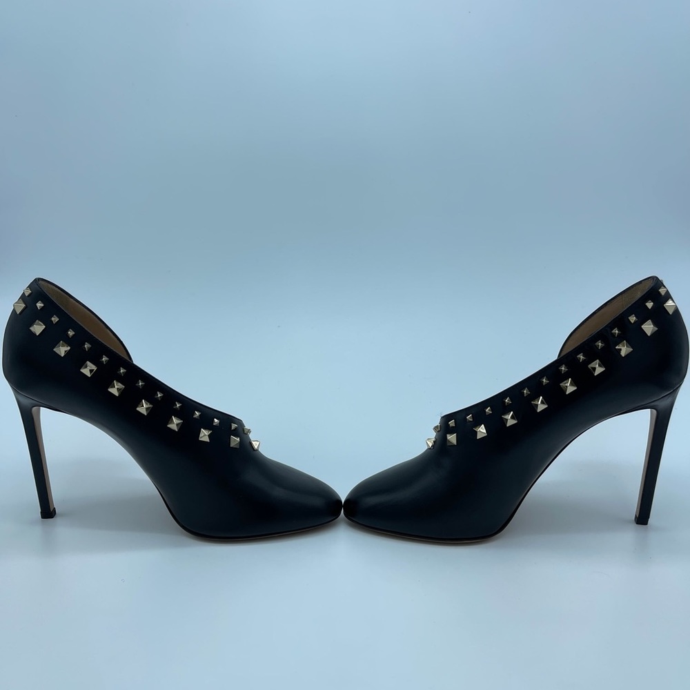 Valentino Black Round Toe Pumps - Picture 4 of 5
